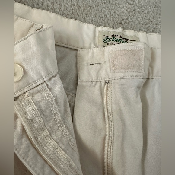 ST. JOHN’s BAY Shorts - Picture 2 of 4